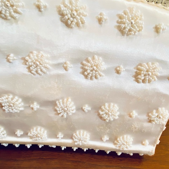 🌟HP🌟VTG 1950s Ivory Silk Bead & Sequin Envelope Clutch Evening Bag - Picture 13 of 13